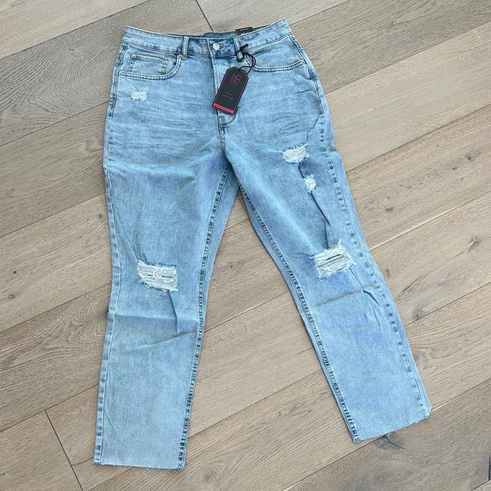 No Boundaries Light Blue Distressed Straight Leg Jeans